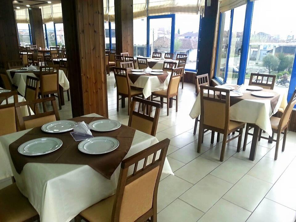 Hotel Ambasador Bahçallëk Dış mekan fotoğraf