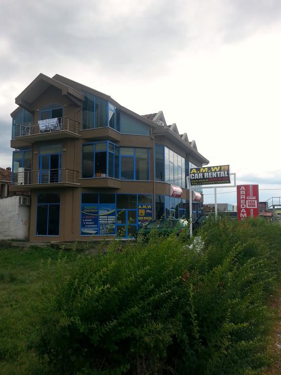Hotel Ambasador Bahçallëk Dış mekan fotoğraf