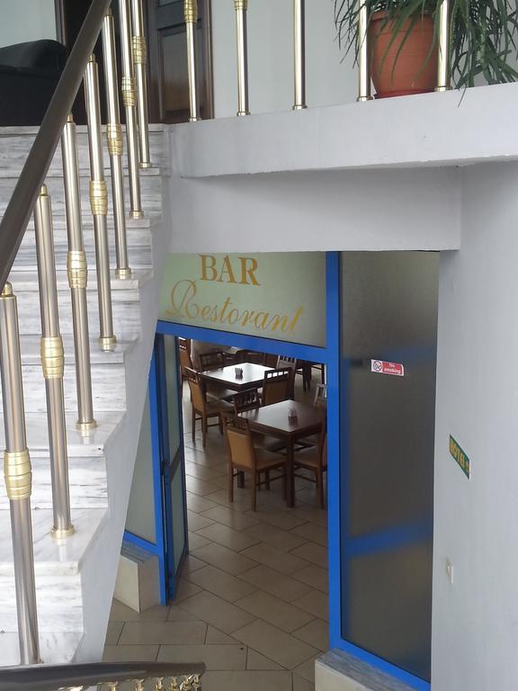 Hotel Ambasador Bahçallëk Dış mekan fotoğraf